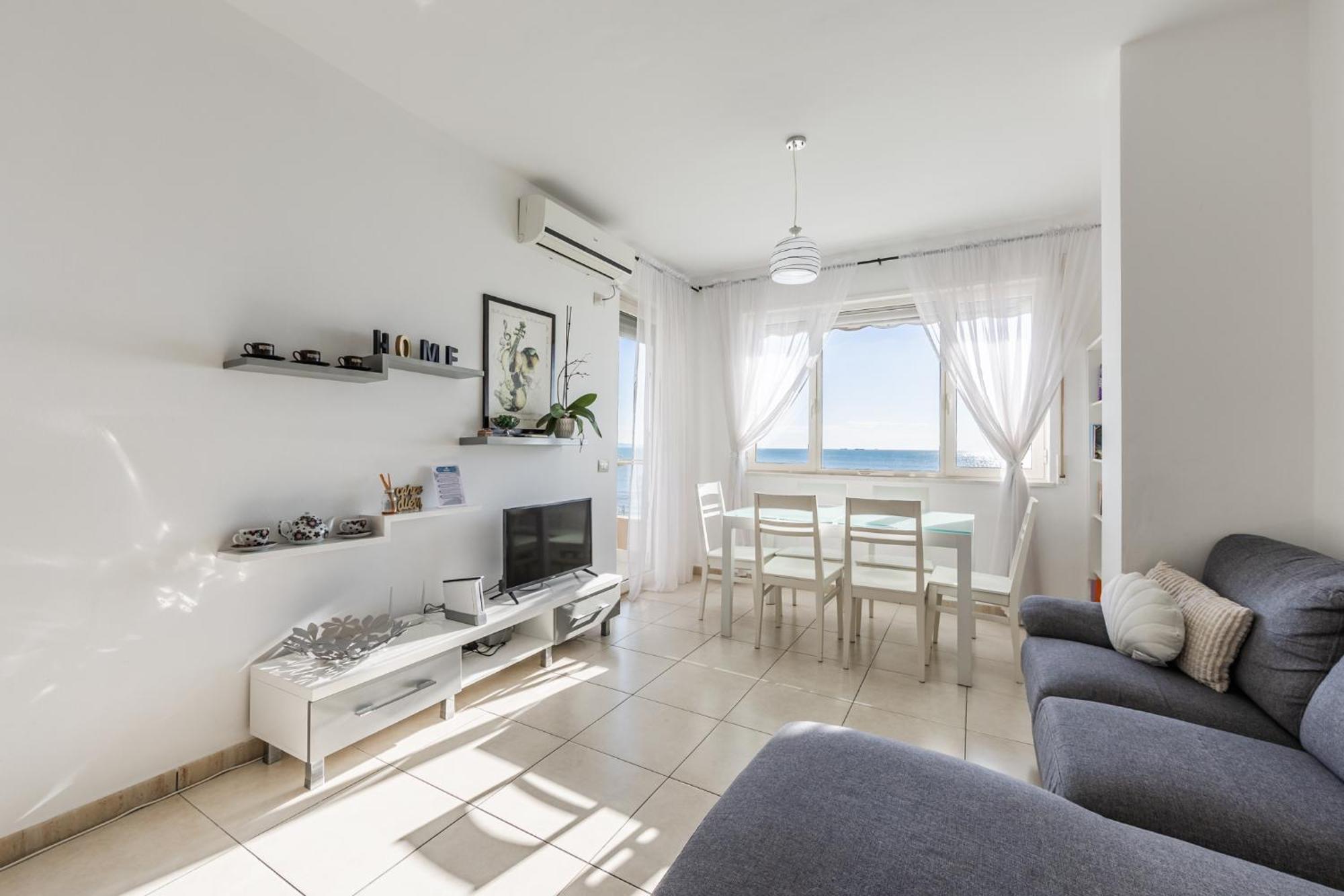 The Beachfront Apartment Дуррес Екстер'єр фото